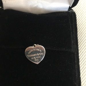 Mini Tiffany Heart Tag Earring